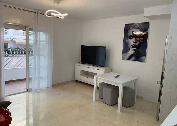 Playa San Rafael Апартаменты *